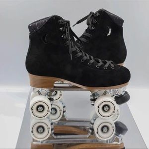 Moonlight Roller Skates size 6